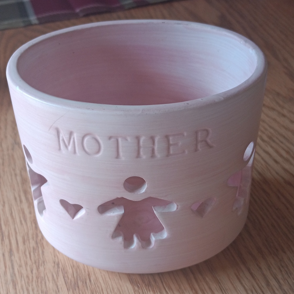 MOTHER Candle holder